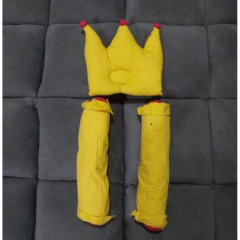 Set Bantal Guling Bayi Mahkota Polka Kuning Polos