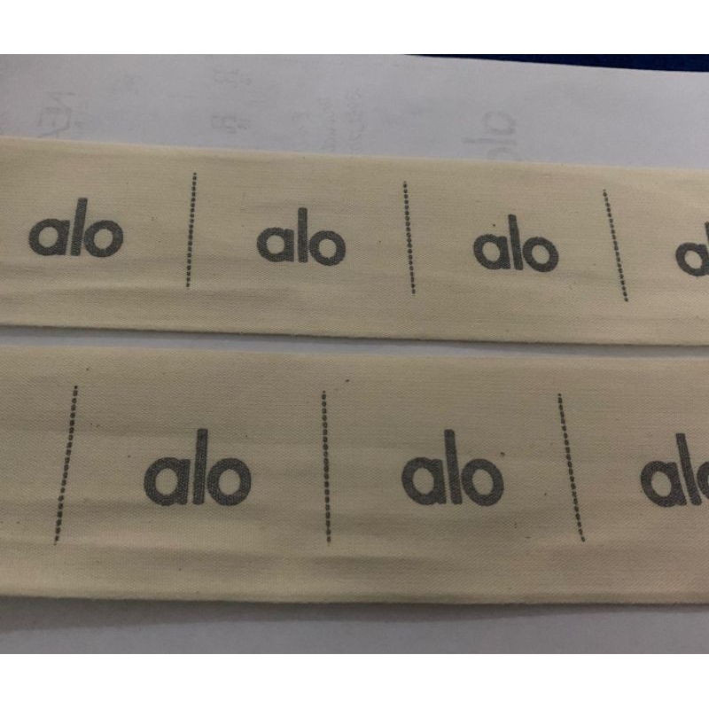 

Label Baju / Label Hijab / Label Woven Damask