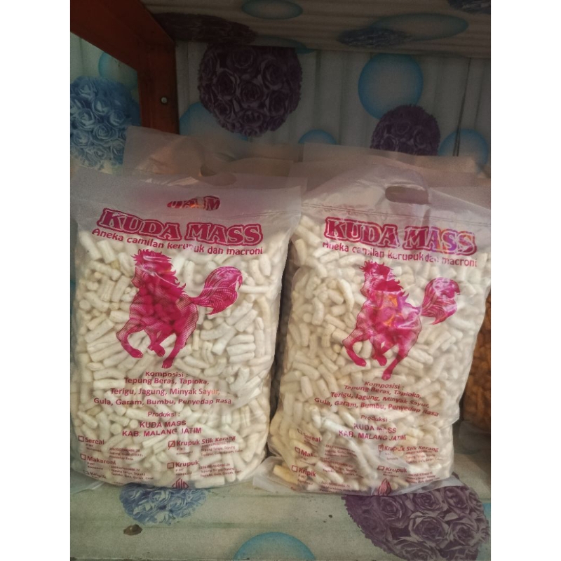 

500g KERUPUK STIK IKAN TONGKOL/KERANG RASA ORIGINAL UD. KUDA MASS A