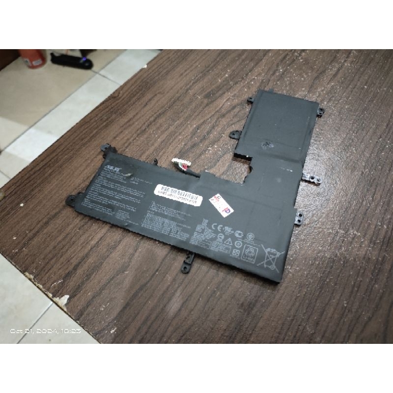 Baterai lipo bekas laptop asus 11,52v