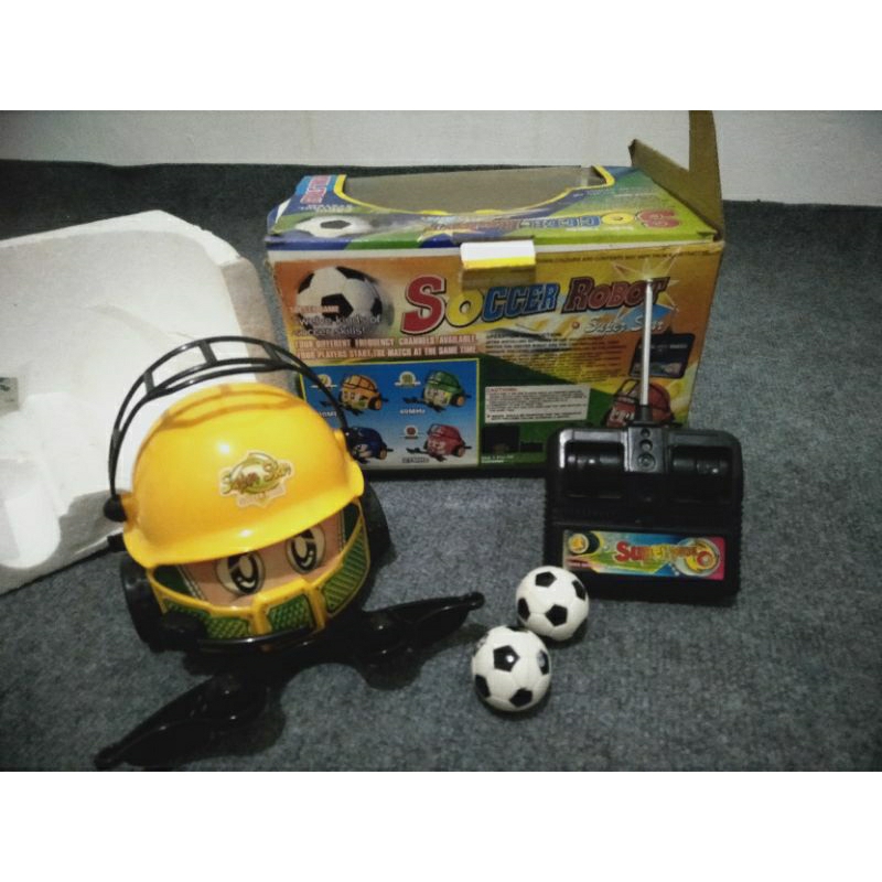 Mainan jadul Soccer Rc