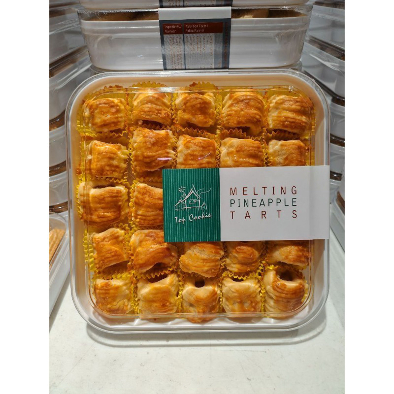 

READY STOCK !b freash Po] TOP Cookies Melting Pineapple Tarts Malaysia