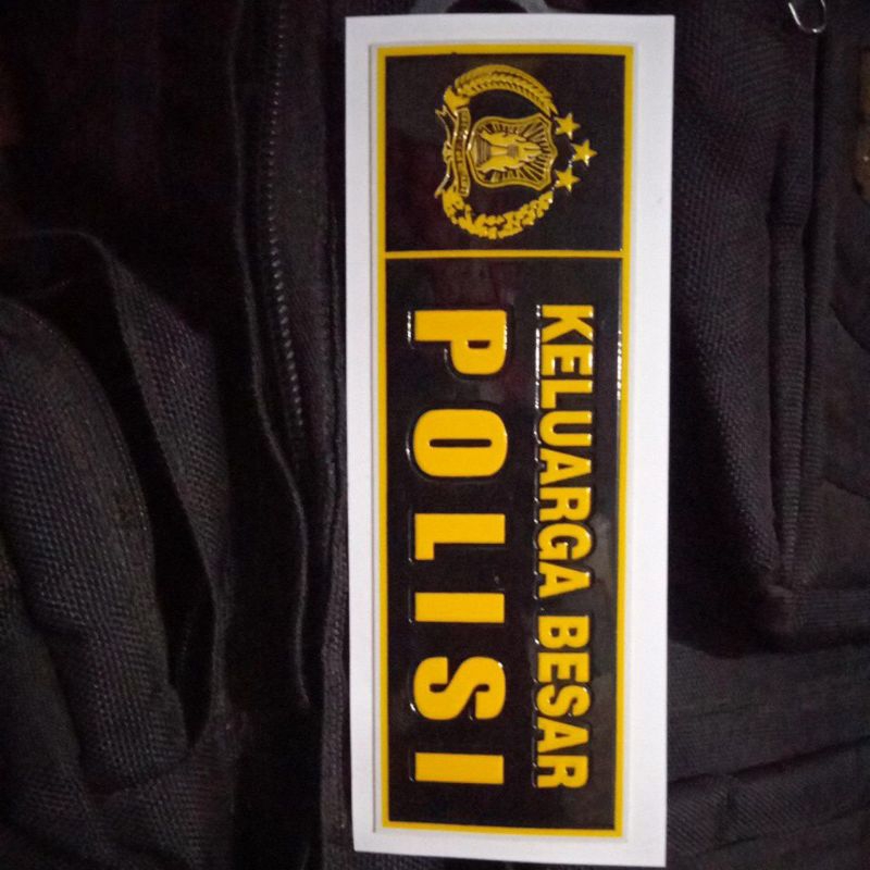 

Stiker embos Keluarga Besar Polisi jumbo(16,5cm × 5,5cm)