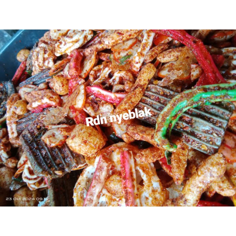 

500 grm seblak mix. seblak campuran daun jeruk