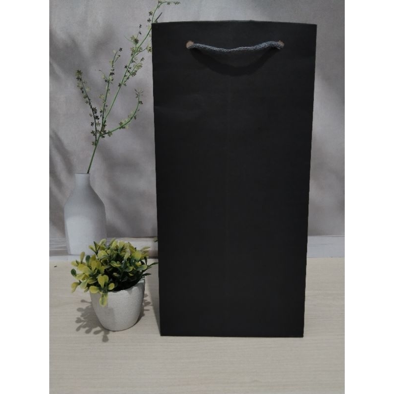 

PAPERBAG WAFER PANJANG 15X8X30/PAPERBAG SOUVENIR