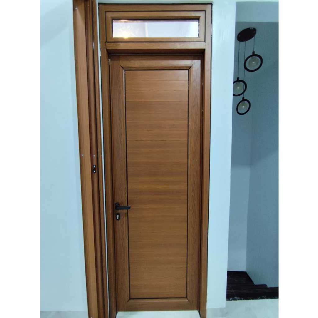 Pintu Mahkota Aluminium Motif Serat Kayu