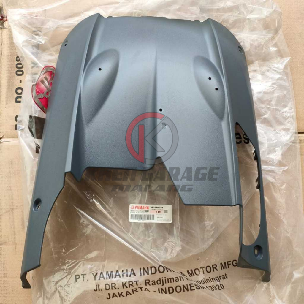 1UB-F8385-00 COVER LOWER DEK KOLONG BAWAH YAMAHA FINO KARBU ASLI YAMAHA ORIGINAL YGP