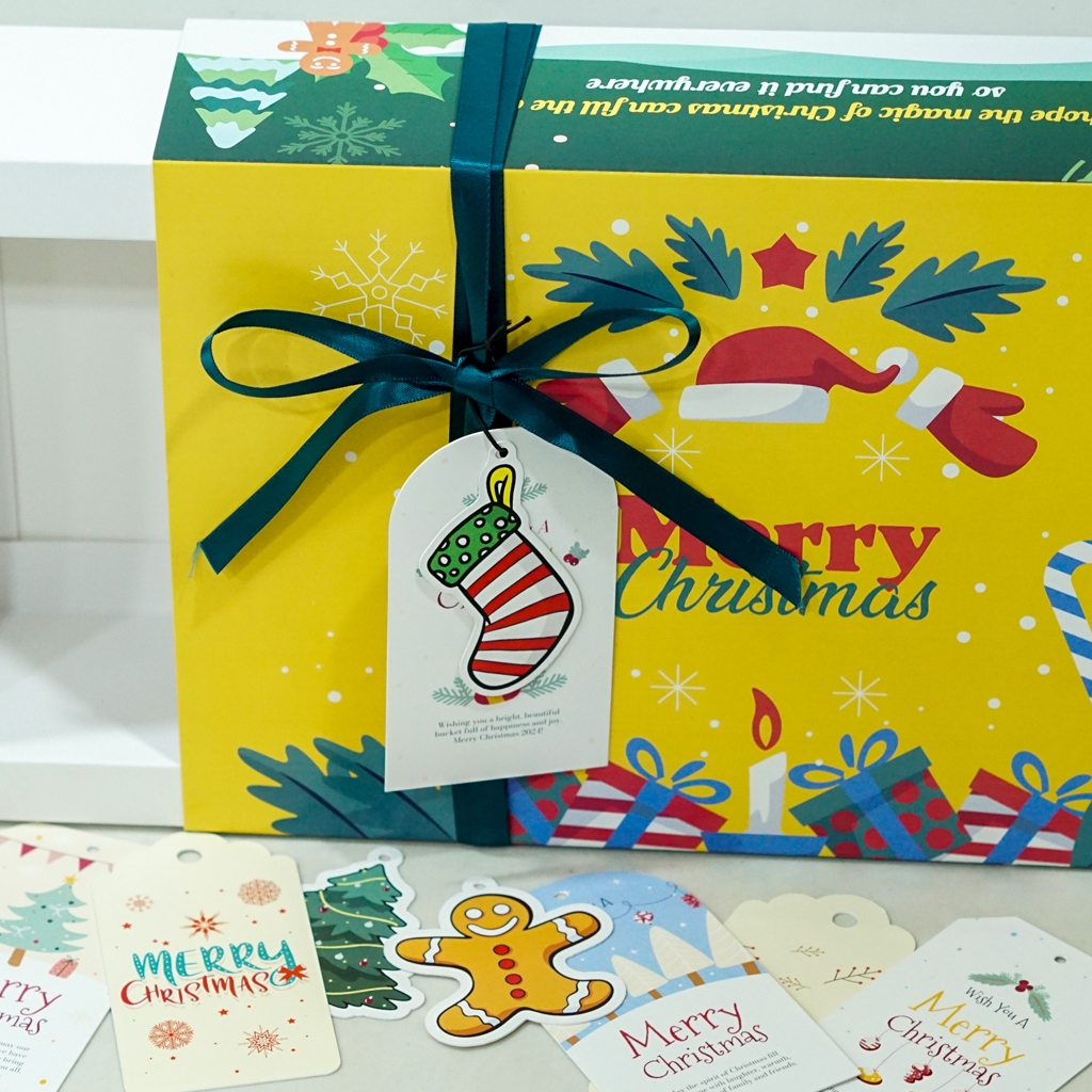 

BOX SLEEVE PREMIUM / KOTAK KUE NATAL YELLOW CHRISTMAS TAHUN BARU 25 X 15 X 7 CM