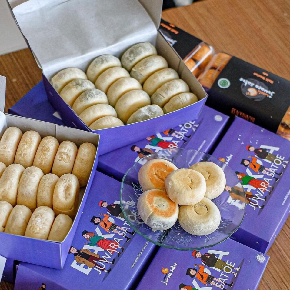 

BAKPIA JUWARA SATOE ( isi 15 )