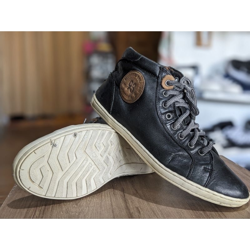 sepatu  kulit vintage