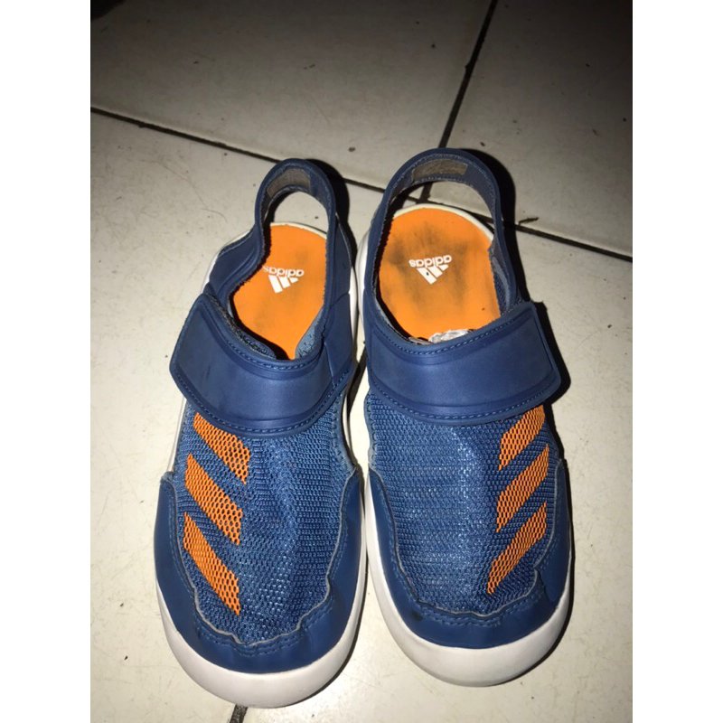 prelove sepatu