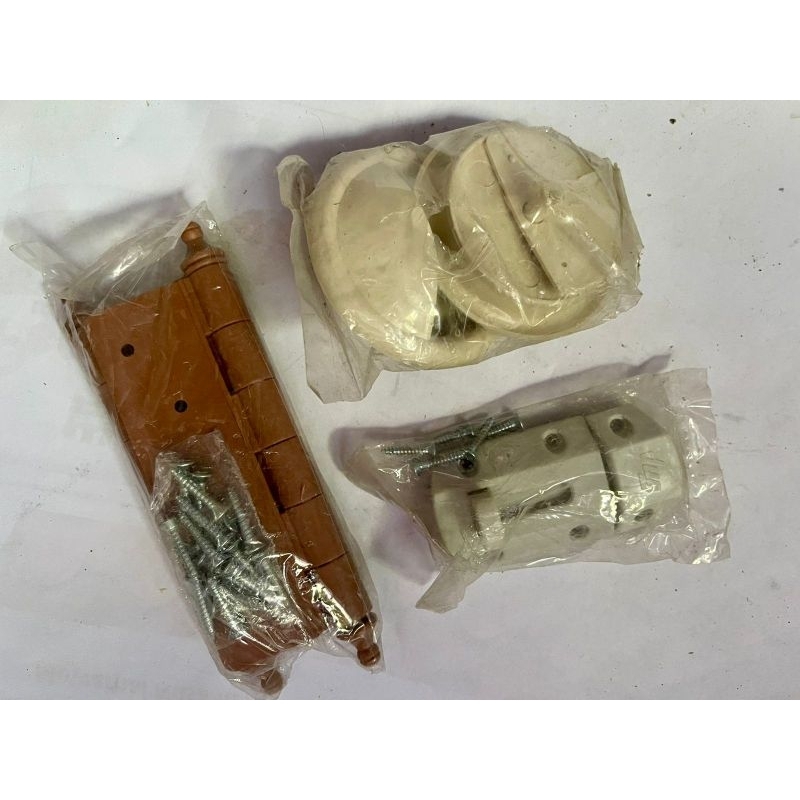 ￼ENGSEL HANDLE KUNCI PINTU KAMAR MANDI/ WC PVC Coklat  1 SET | ENGSEL PINTU KAMAR MANDI PLASTIK | PI