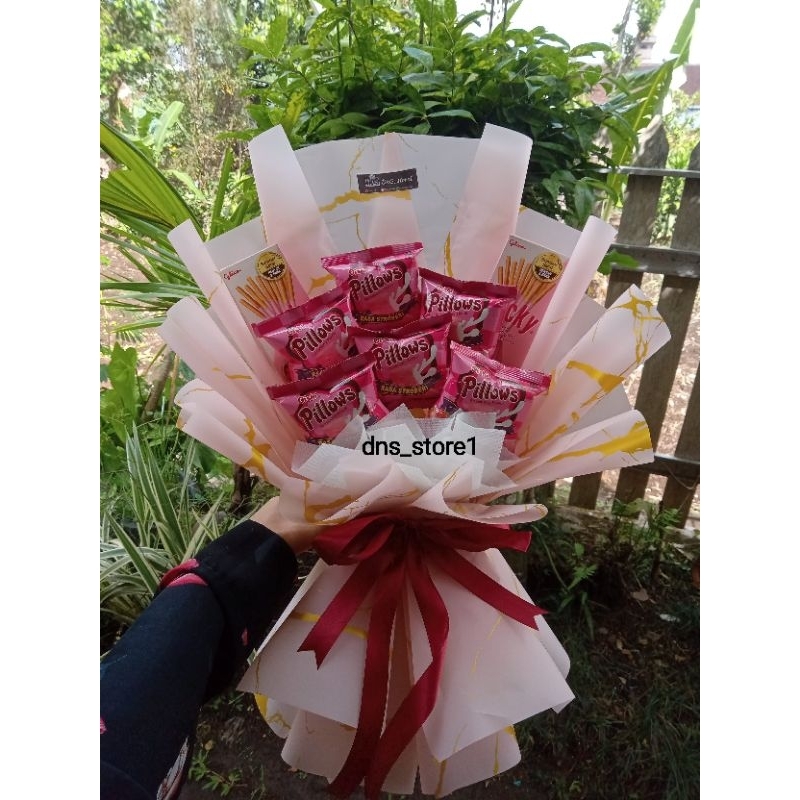 

Ready!!! buket pillow + Pocky