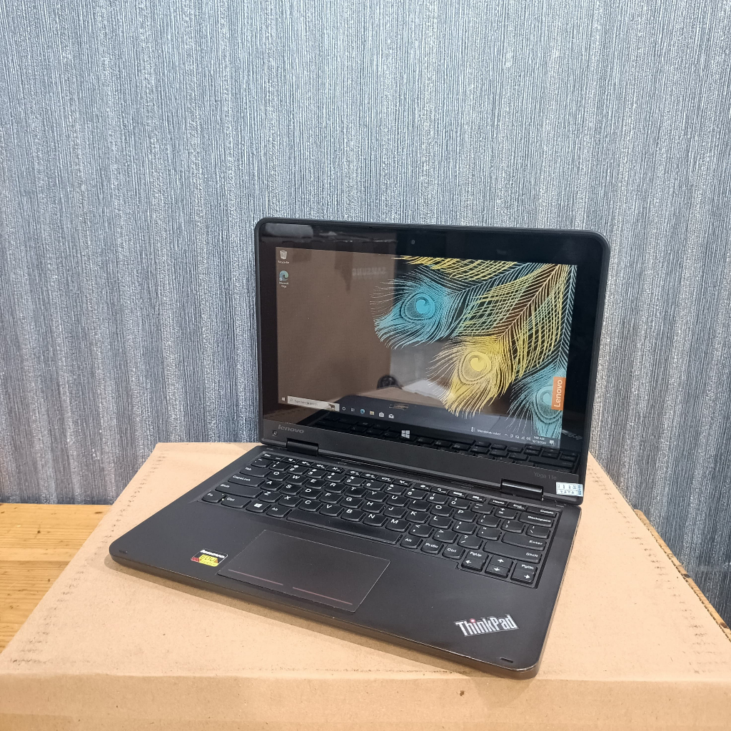 Lenovo Thinkpad Yoga 11e, Windows 10, Flip ( No Touchscreen) 2 In 1, Celeron-N2940, 4/500Gb, Black