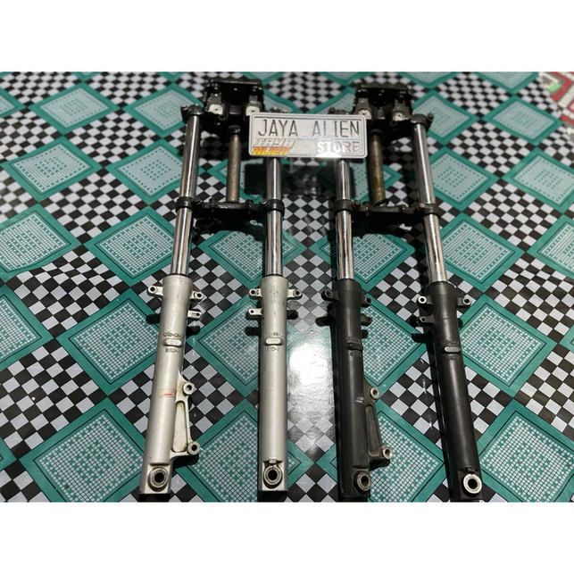 Shock Shockbreaker Depan Motor Megapro Mono AS Mulus Tanpa Raiser Original Copotan