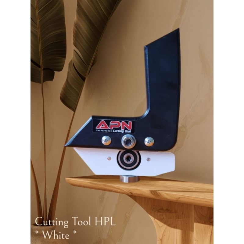 Alat pemotong hpl modern APN CUTTING TOOL WHITE