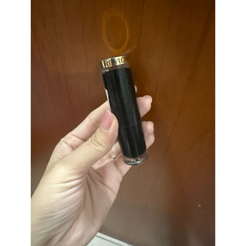 preloved Revlon Super Lustrous Glass Shine Lipstick 008 rum raisin