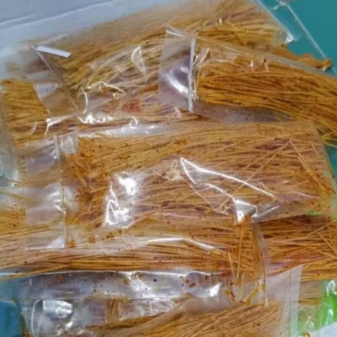 

MIE LIDI 40 gram LILIDIAN 40 gr KEMASAN EKONOMIS Kriuk Kriuk cemilan kekinian saripeh_snack