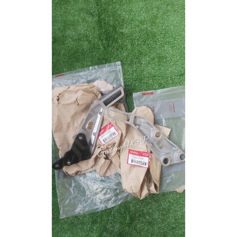 Bracket L Assy & R Set Pillion Dudukkan Footstep Belakang Set Kiri Assy Kanan Ndak Assy Supra V X XX