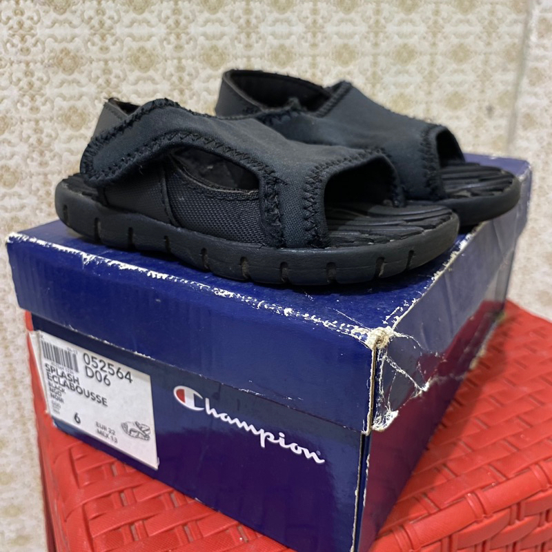 Sepatu Sandal Anak Champion Original size 6 warna hitam bekas second preloved