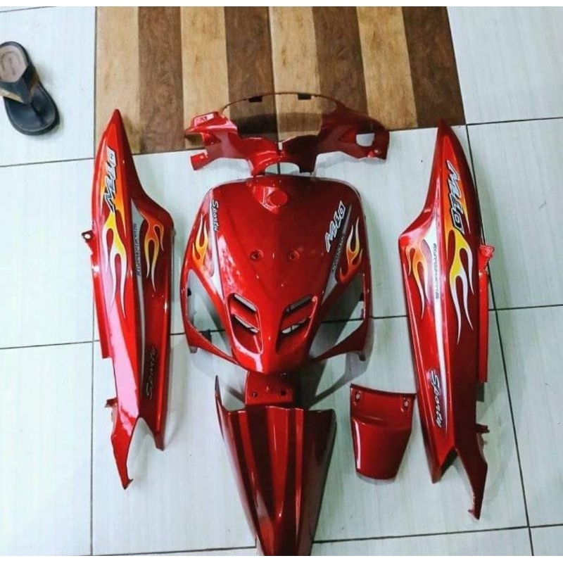 cover body halus yamaha mio sporty merah marun+striping api