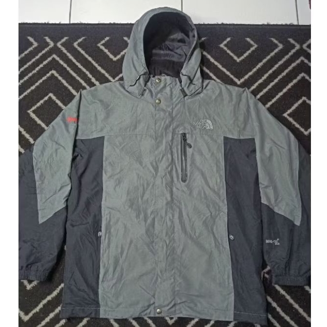 Jaket TNF Summit Series