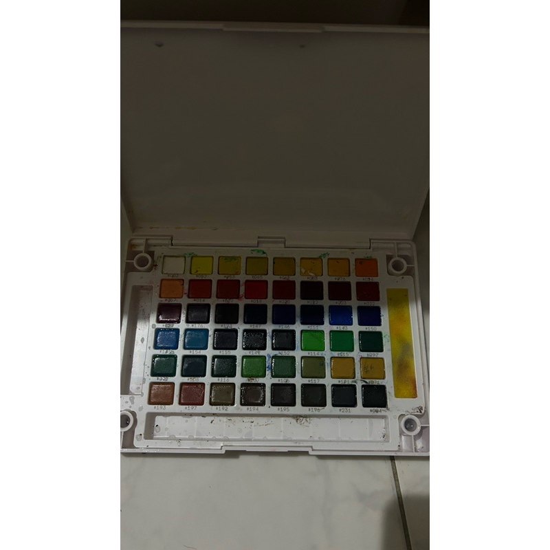 

sakura koi watercolor pocket field sketch box 48