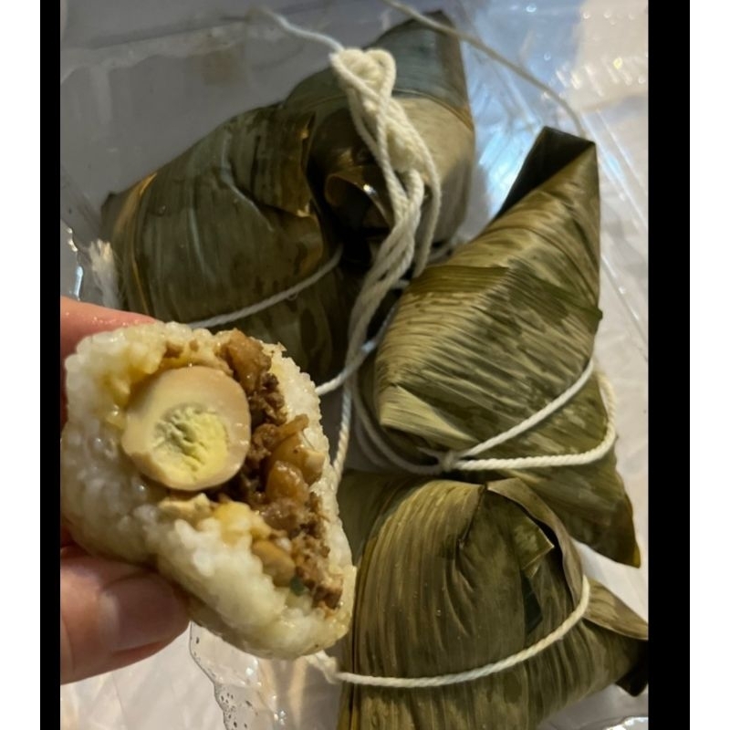 

bakcang ayam isi komplit pontianak/bakcang asin kalimantan barat/bakcang ayam