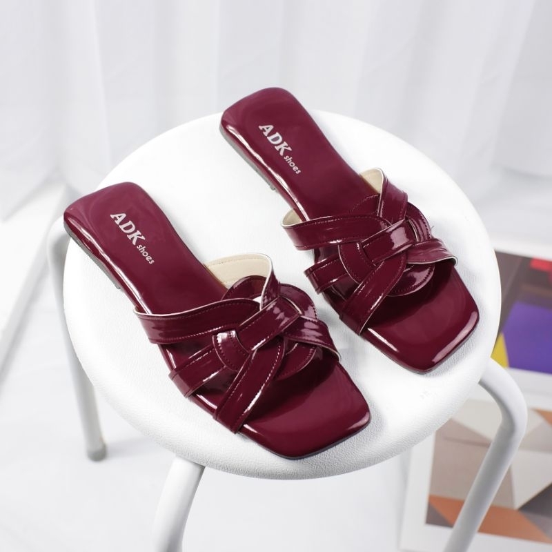 Sendal Wanita Adk Shoes Sandal Empuk dan Tebal EBBIE Burgundy Cewek Karet