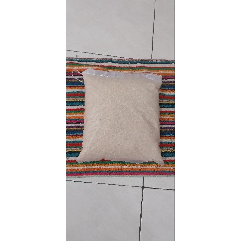 

BERAS PREMIUM 2,5 KG