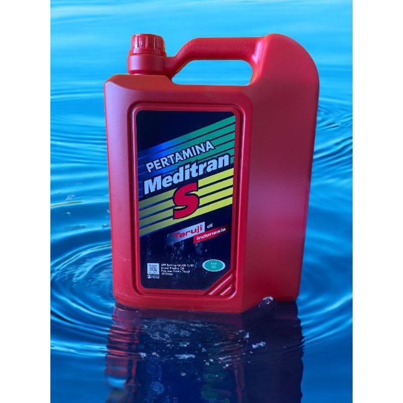 Oli mesin mobil Diesel Meditran S-40 galon 5 ltr