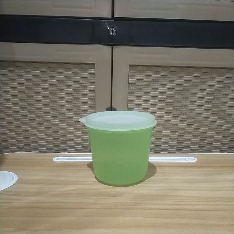 toples Tupperware second murah