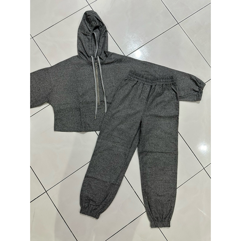 [PRELOVED] ONE SET PAKAIAN WANITA ZARA SIZE L