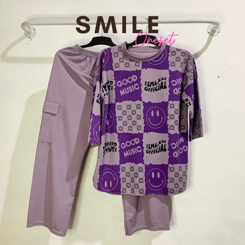 Setelan wanita/one set Smile /One set Daily