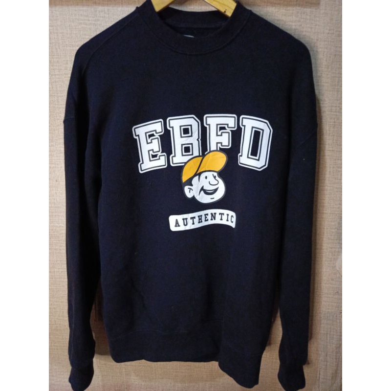 crewneck hitam ebfd