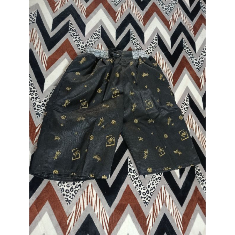 celana pendek outfit pria