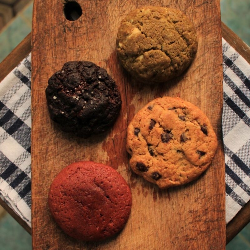 

Classic Series Cookies ( Choco Chip Almond,Matcha Delight,Cheesy Red Velvet,Dark Choco Bliss)