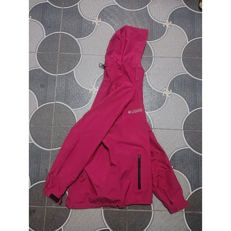 Columbia Titanium Goretex