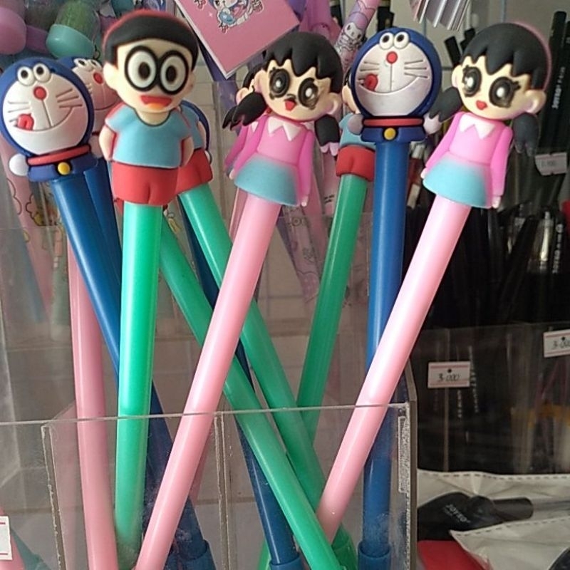 

Pulpen karakter doraemon