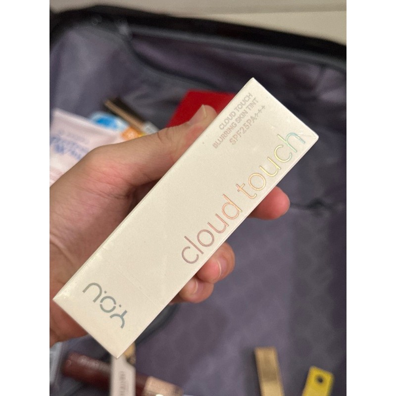 NEW SEALED YOU cloud touch skin tint shade N402 Shell Ivory