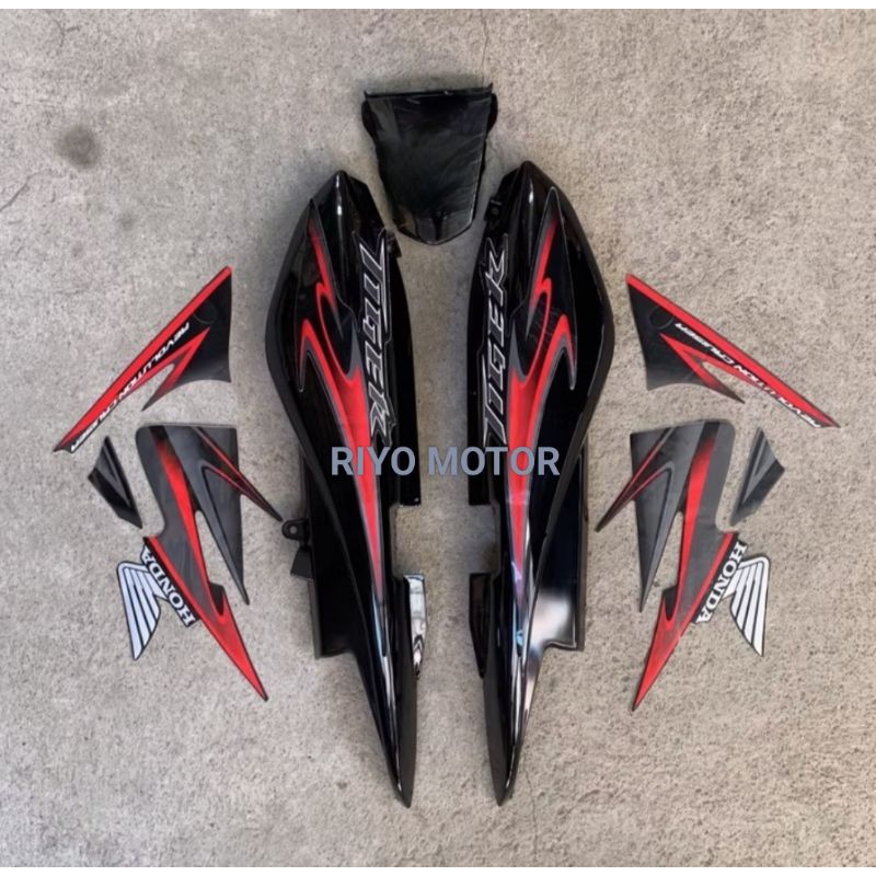 Cover body tiger revo tirev set stiker honda tiger revo