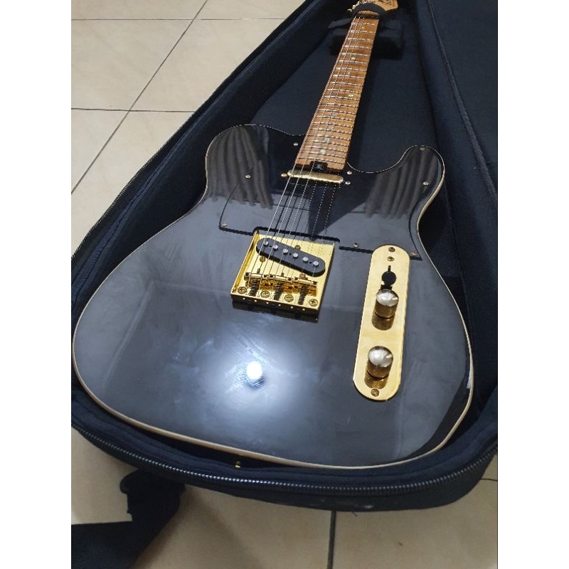 Soloking MT-1G FM MKII in Black Beauty Like new 99%