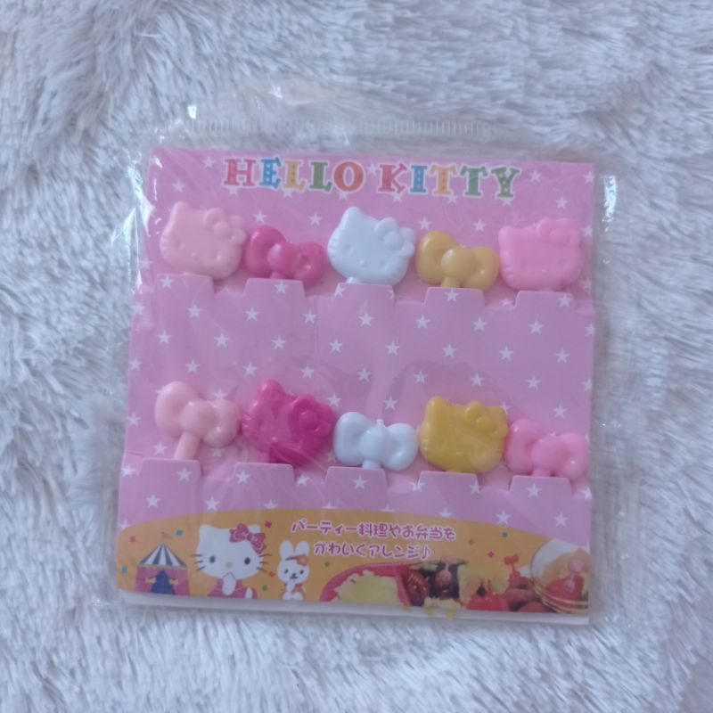 Food pick hello kitty 2