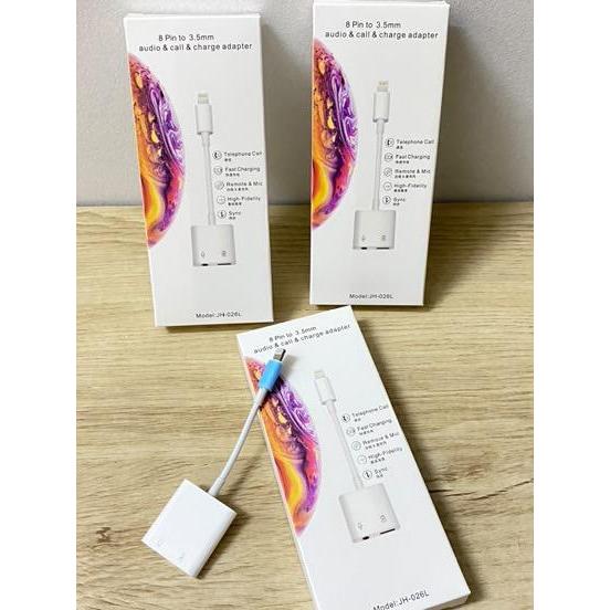 KABEL (JH-026L) 8 PIN TO 3.5MM AUDIO, CALL DAN CHARGER ADAPTER