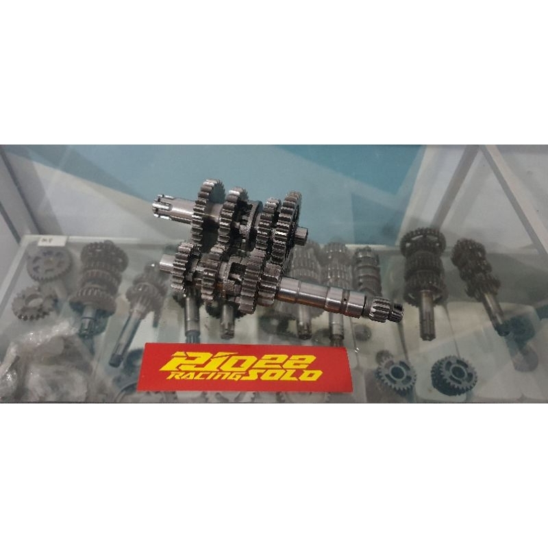 rasio racing vega zr dan jupiter z1