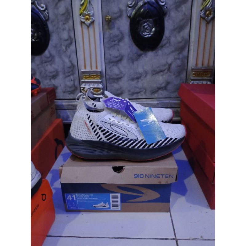 Runing Khisih Run 910 Sz41