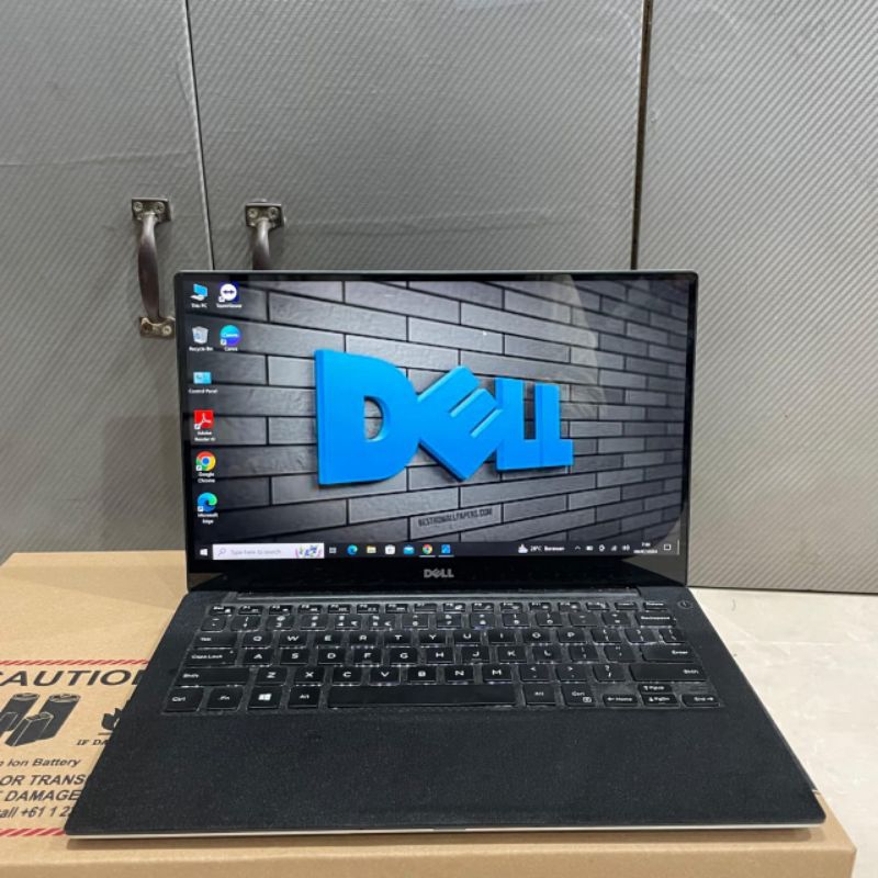 Laptop DELL XPS 13 9360, #Touchscreen,I7-7500U, 16GB/256GB, Layar 3K #Backlight, Lengkap, Silver Bla