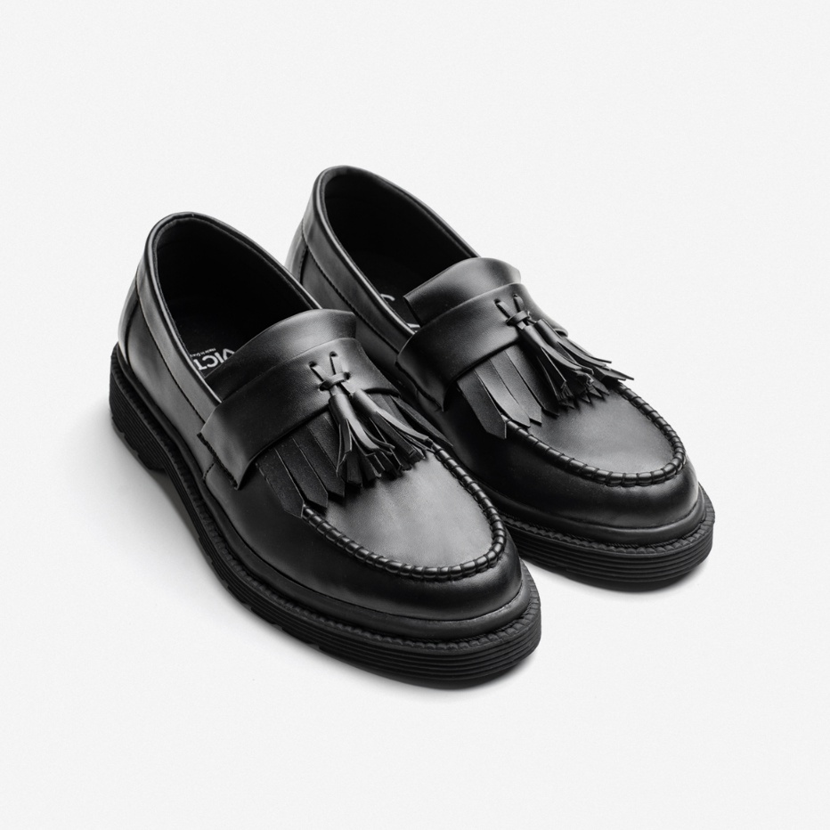 VCTS  Loafers Adrian Tassel All Black