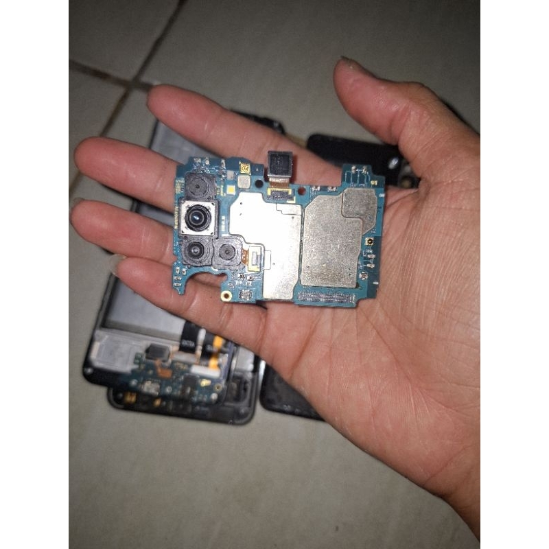 Samsung a31 minus lcd