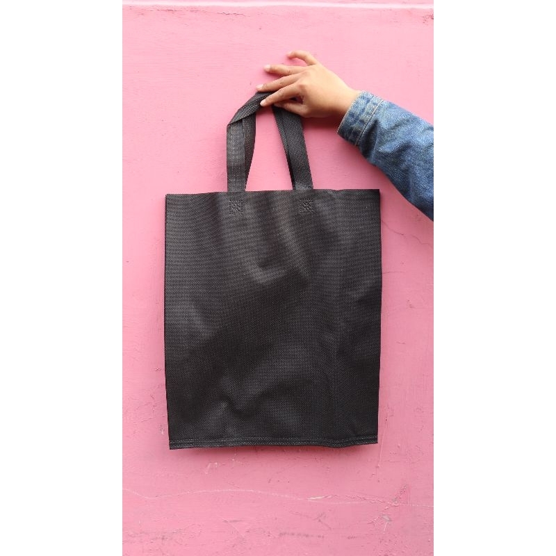 

Goodie bag sponbound handle 38 x 45 cm lusinan